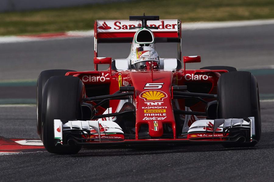  Ferrari SF16-H (667) 2016 года  (фото 5 из 18)